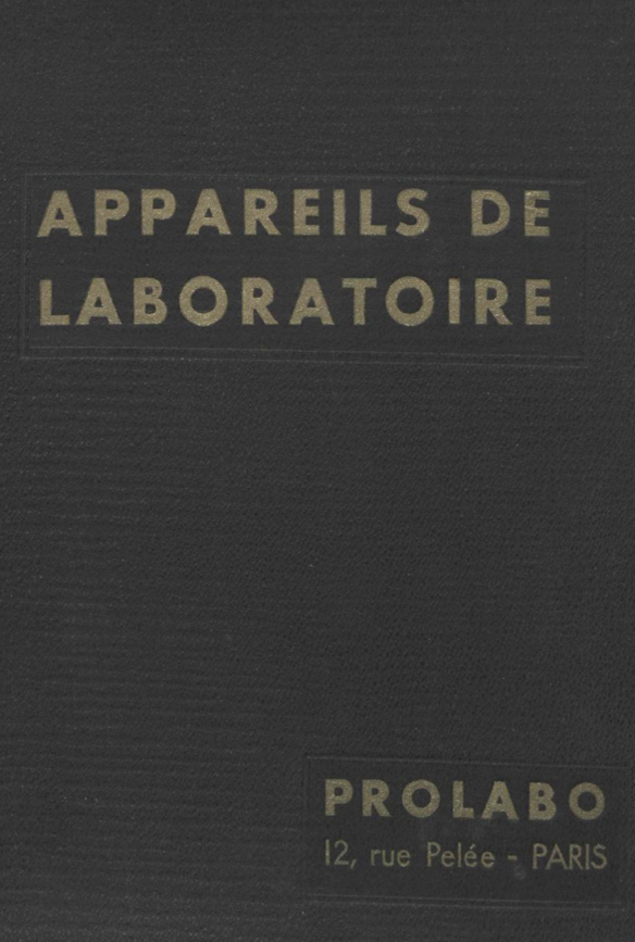 A black book with gold text
Description automatically generated