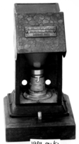 A close-up of a metal object
Description automatically generated with low confidence