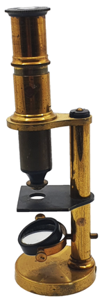 A close up of a microscope
Description automatically generated